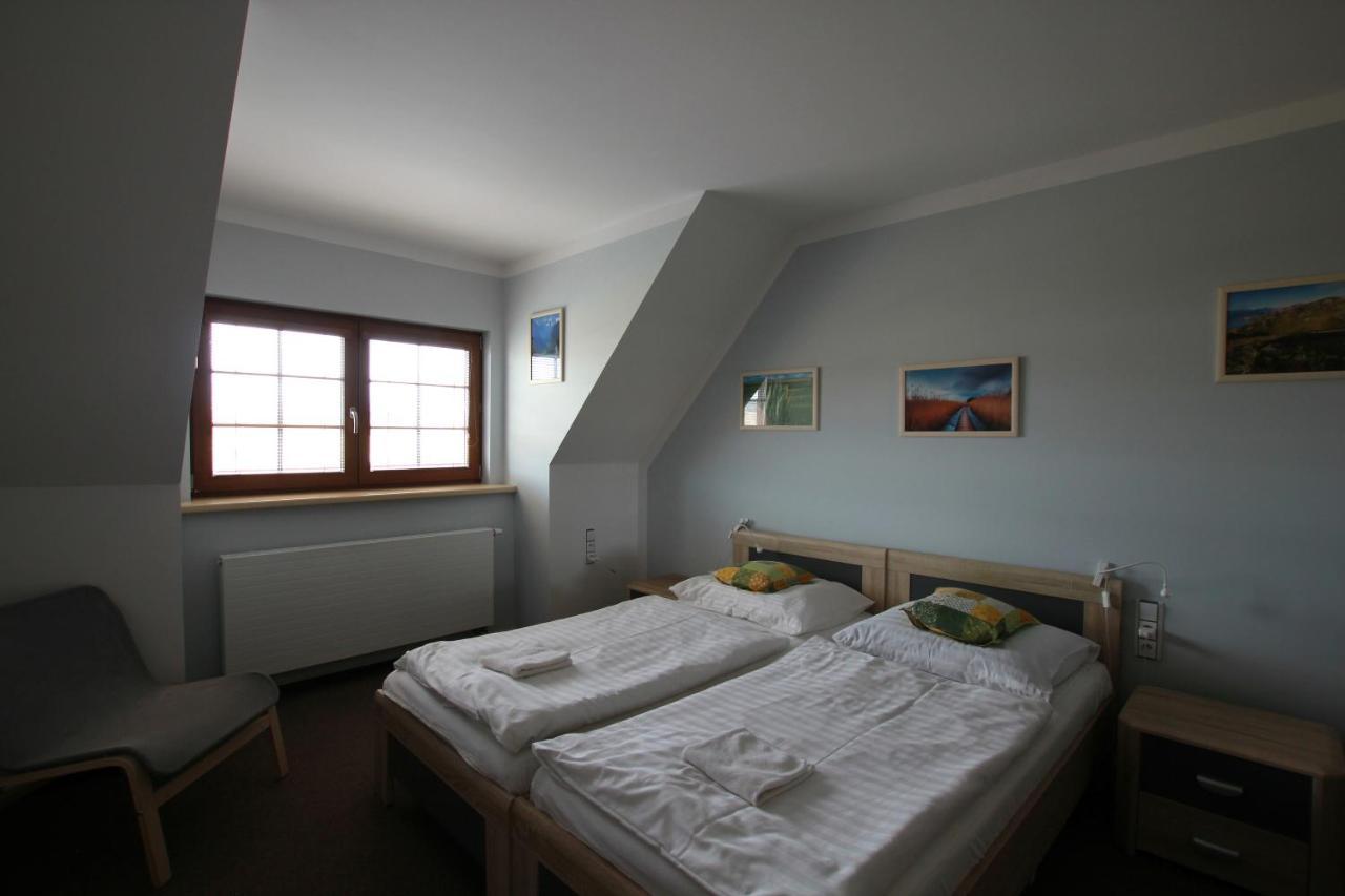 Hostinec A Penzion Dolni Dvur Verovice Exterior foto