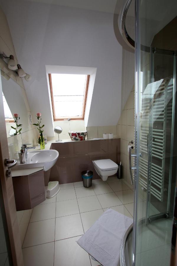 Hostinec A Penzion Dolni Dvur Verovice Exterior foto
